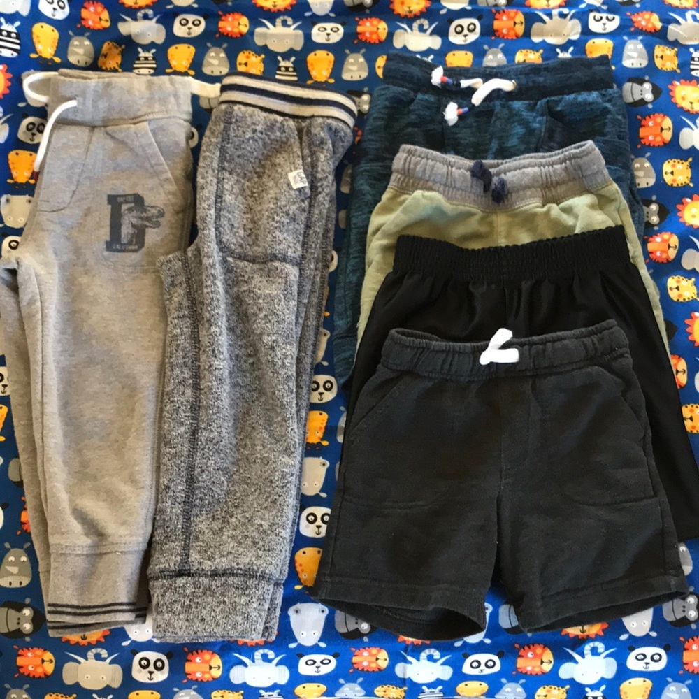 8 Boys loungewear bottoms